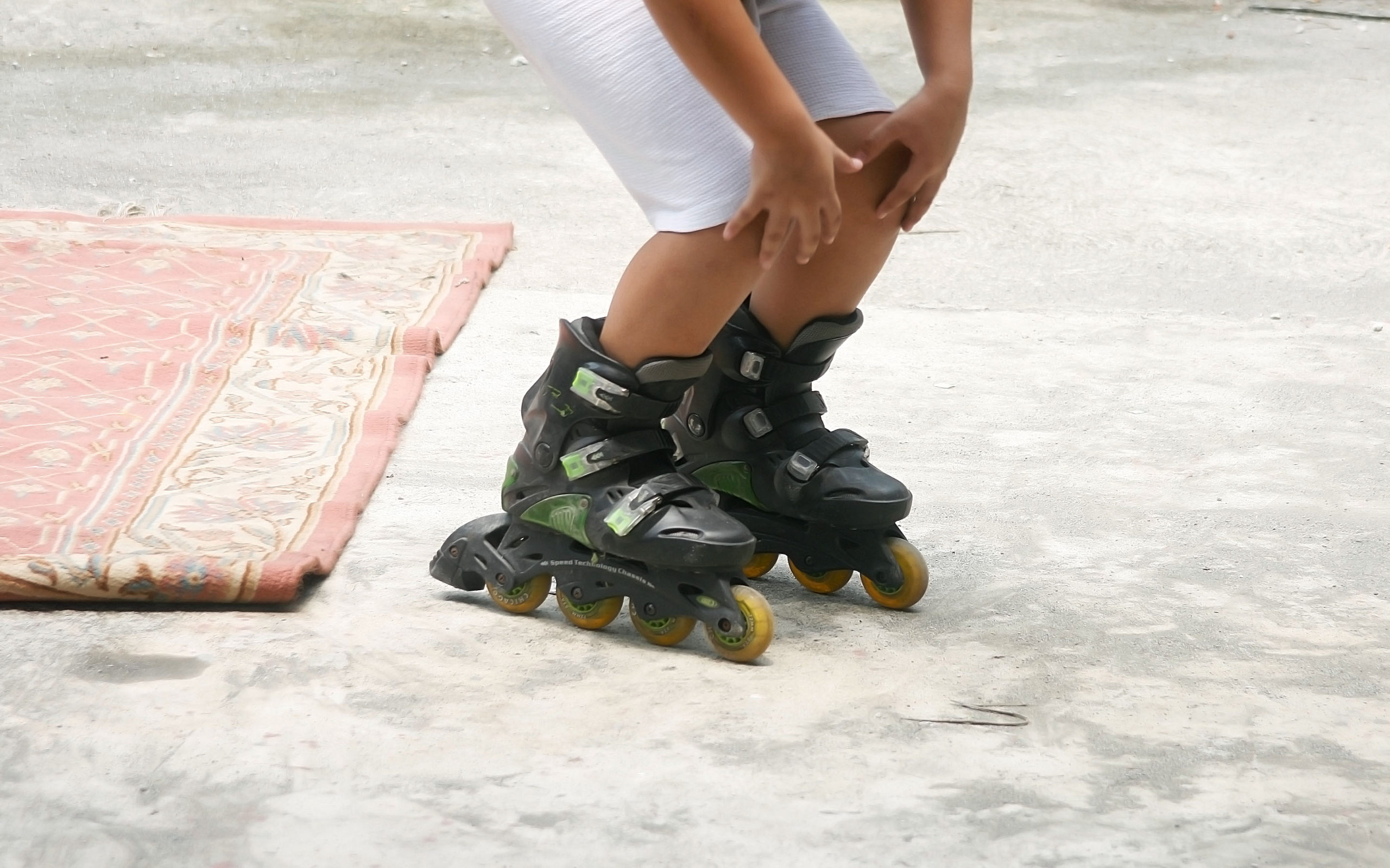 High Top Vs. Low Top Roller Skates (11 Differences to Know 